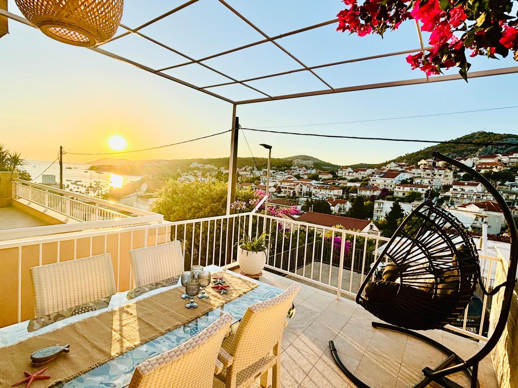 Apartment Sunny Elza 2 Hvar Town Exterior foto